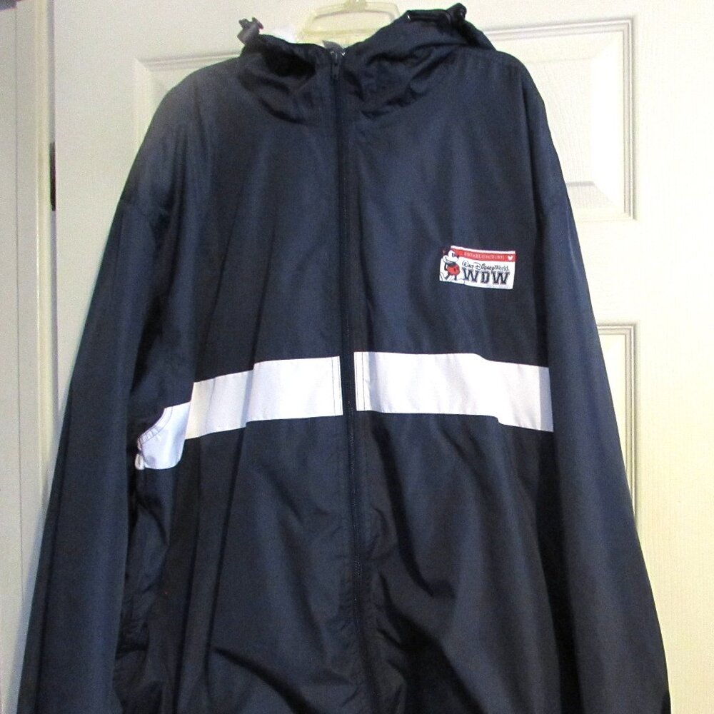 WALT DISNEY WORLD Hooded Rain Jacket or Windbreaker Size XL